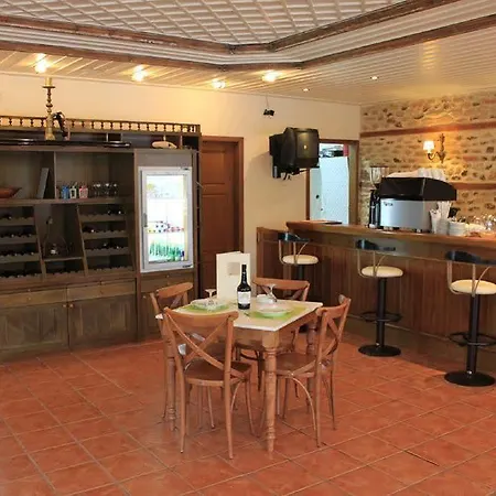 Omega Hotel apartamentowy Platanés
